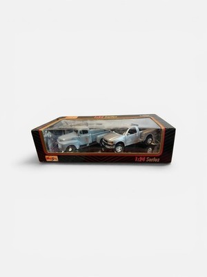 Maisto 1:24 Ford F-150  Now and Then  Truck Set   Diecast 2 Pack NEW