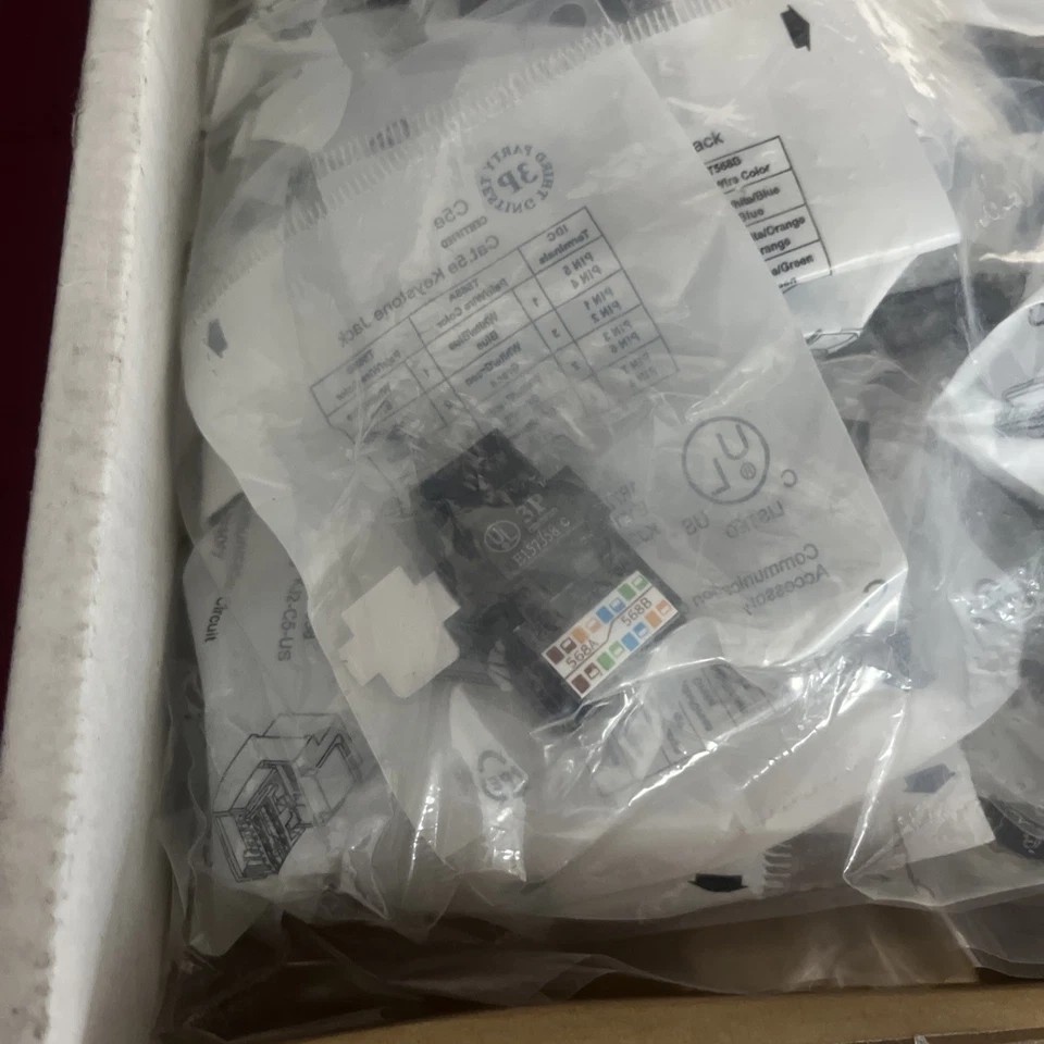 50x RJ45 Network Keystone Jack Cable Wall Adapter Plug Cat5e LAN Plastic Module - Image 3 of 4