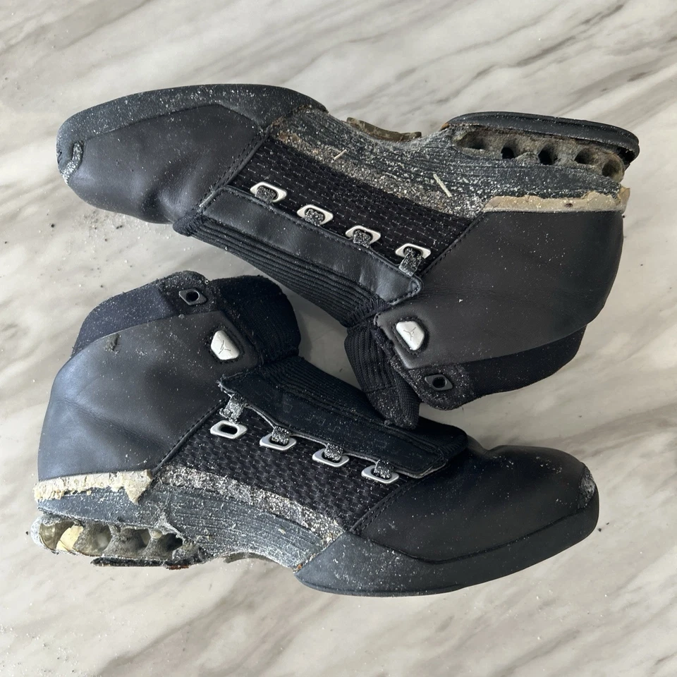 Maleta Nike Air Jordan 17 OG Negra Metálica Plateada 302720 041 Talla 9 Foto 3 de 4