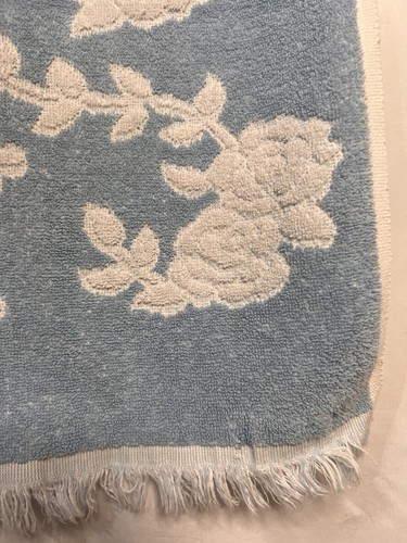 Vintage Cannon Monticello Sculpted Towel Blue White MCM 22”x38” Fringe Minor - Picture 6 of 13