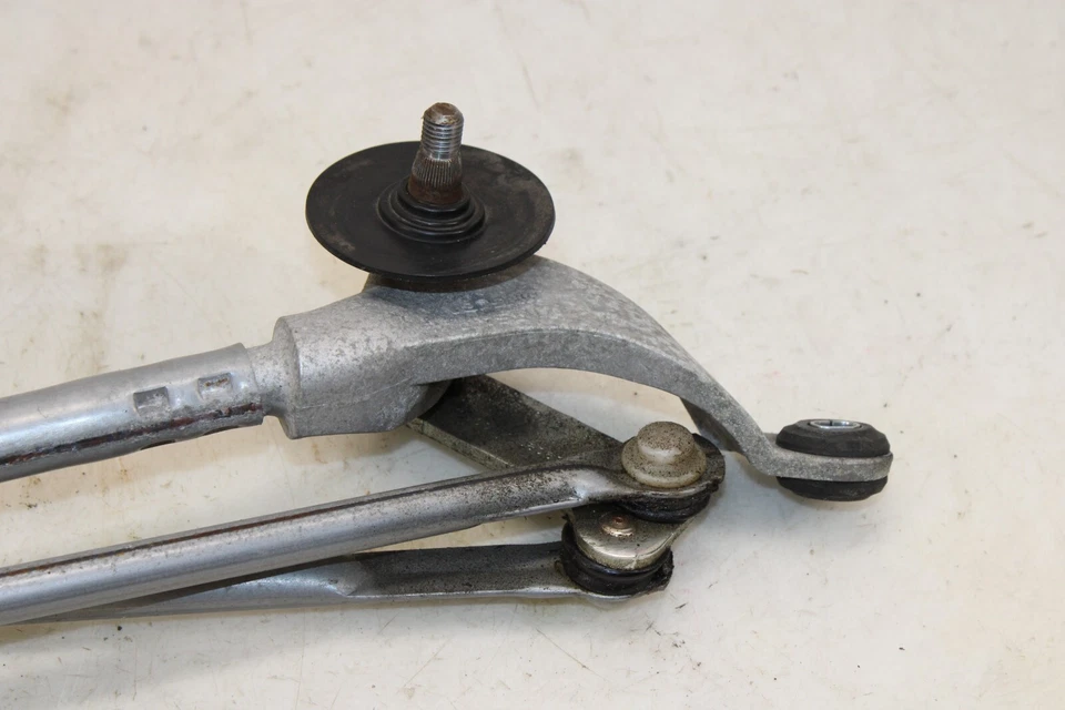 Infiniti Q60 G37 2008-2015 cupé motor limpiaparabrisas 28810JK61A OEM KM16 Foto 2 de 4