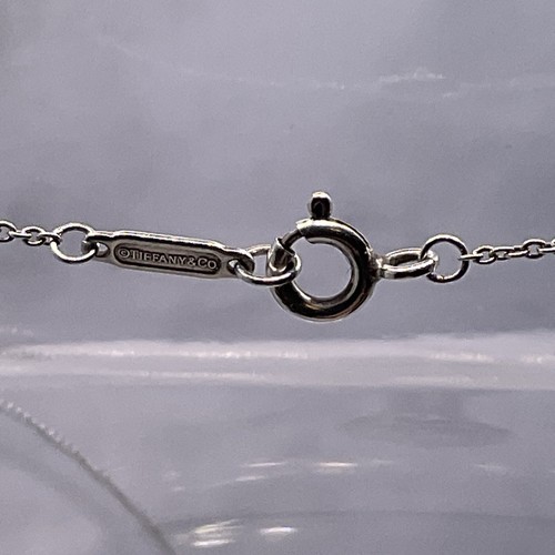 Tiffany & Co. Heart Tag 2cm X 1.6 cm, 40cm Chain Necklace, Boxed/Pouch RRP: £275 - Picture 6 of 24
