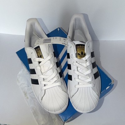 White and Black Adidas Superstar J Low Top Sneakers Size 6.5 New In Original Box