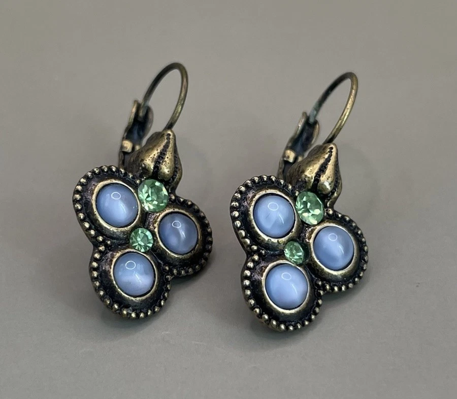 Pendientes para mujer 1928 latón perforado metal cristales verdes vidrio azul Foto 2 de 4