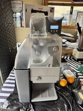 ZUMMO COMMERCIAL JUICER MODEL Z1C