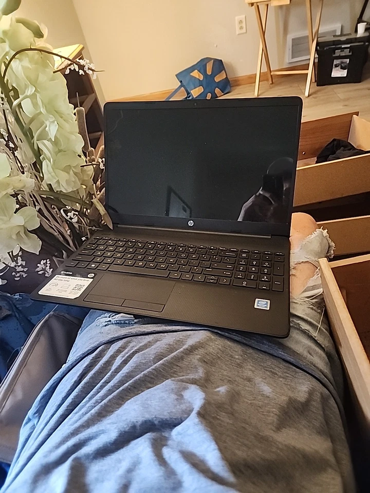 HP Laptop 15-dw1783wm 15.6" Intel Pentium Silver N5030 16GB 1TB SSD Windows 11 - Image 4 of 4