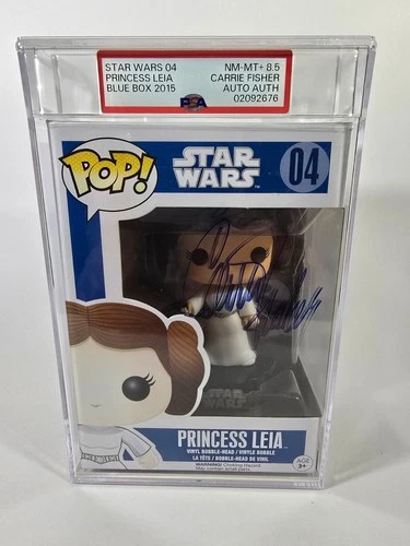 Funko Pop Star Wars #04 Princess Leia Signed Carrie Fisher PSA Graded 8.5 Authen