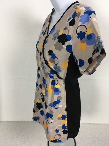 Cherokee Women Scrub Top Size XS Light Brown with Flowers Elastic Waist Pockets - Picture 7 of 17