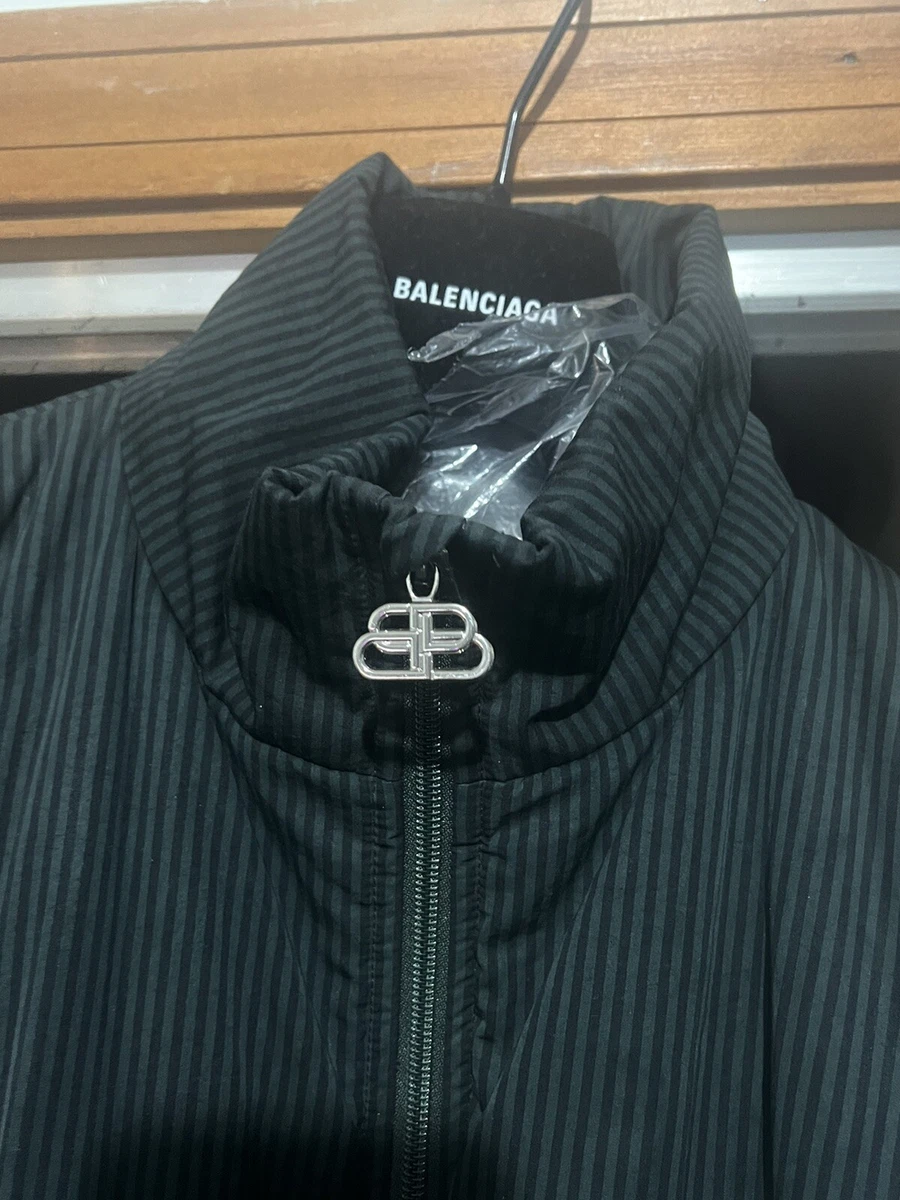 Balenciaga Cocoon Flannel Padded Jacket Fall 2019 upmob #41 Balenciaga Cocoon Flannel Padded Jacket Fall 2019 upmob
