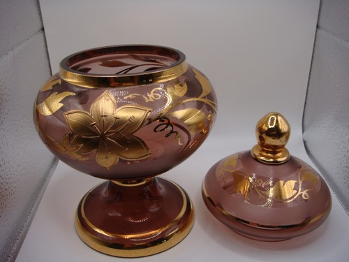 VINTAGE BOHEMIAN AMETHYST GLASS COOKIE CANDY JAR VASE LID GOLD PAINTED FLOWERS - Picture 11 of 12