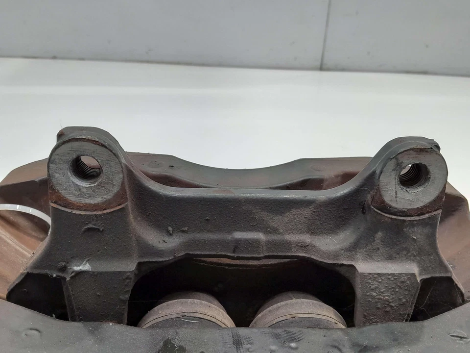 07 - 11 Audi S6 conjunto de pinça de freio dianteiro Opt 1LJ RH lado do passageiro fabricante de equipamento original - Imagem 4 de 4