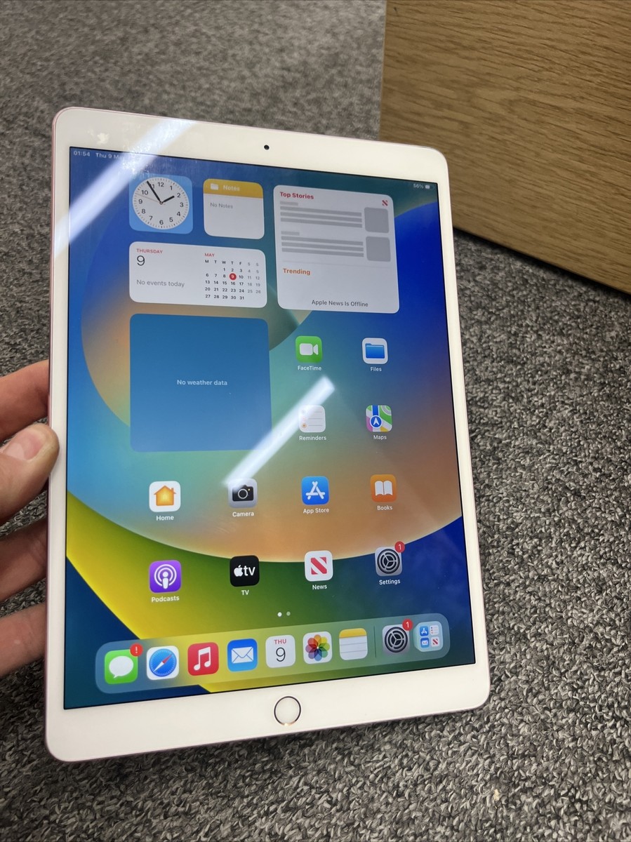 五輪メダリストサイン入り】iPad Pro (10.5インチ) 64GB スマホ