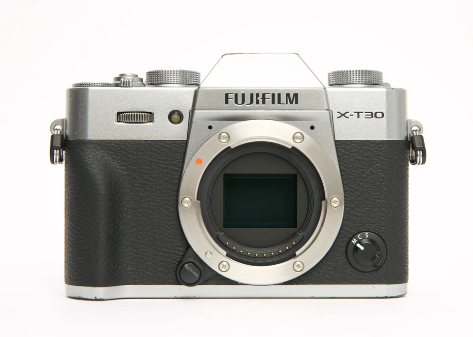 FUJIFILM X-T30 II Mirrorless Digital Camera (Body, Silver) 26.1MP, 7295 Shutter - Image 3 of 4