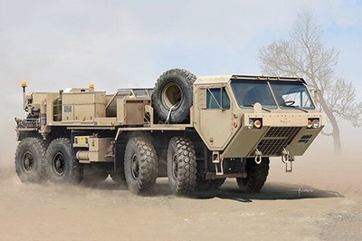 Trumpeter 01083 1/35 M984A2 HEMTT Wrecker rescue vehicle