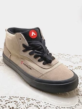 New AIRWALK  Mens Size 8 SKATEBOARDING Leather Shoes