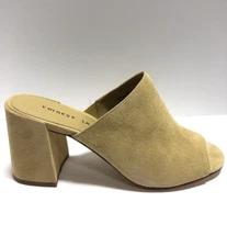 Chinese Laundry Women’s Sammy Mule Heel Size 8 M