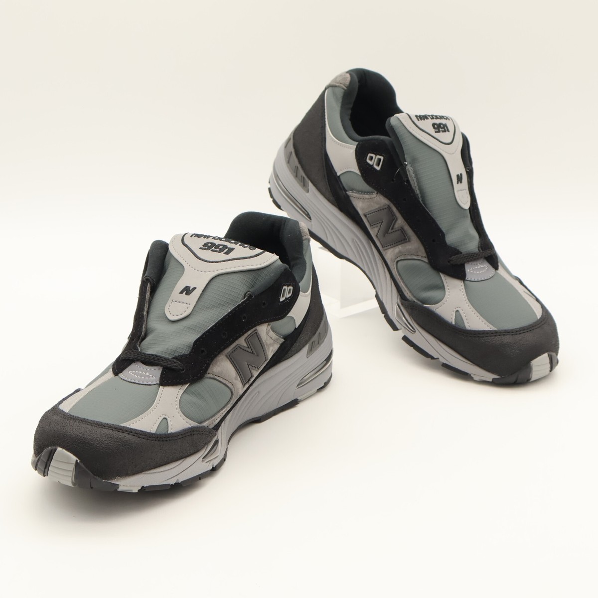 M991WTR New Balance 991 Urban Winter Black Turbulence (Men's M991WTR New Balance 991 Urban Winter Black Turbulence (Men's