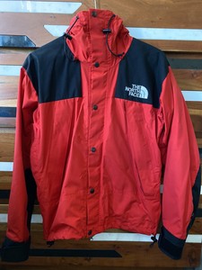 jaqueta the north face usada