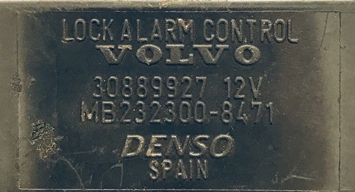 2000-2004 Volvo S40 V40 Door Lock Alarm Control Module OEM 30889927 - Picture 3 of 3