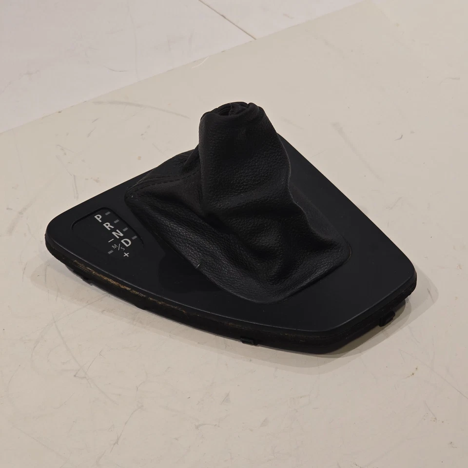 06-13 BMW 335i E90 GEAR SHIFTER TRIM AUTO W CLEAN SHIFT KNOB 715564303F OEM - Image 3 of 4