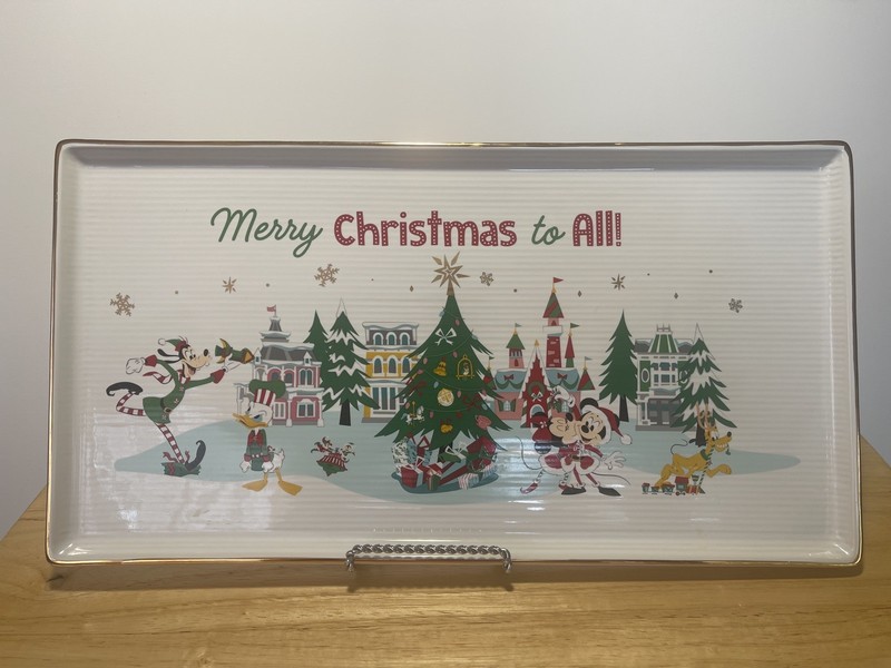 NEW Disney 2020 Mickey &  Friends Merry Christmas To All Ceramic Platter NEW 