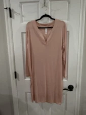 Hanro Nightgown. Women’s Size L.