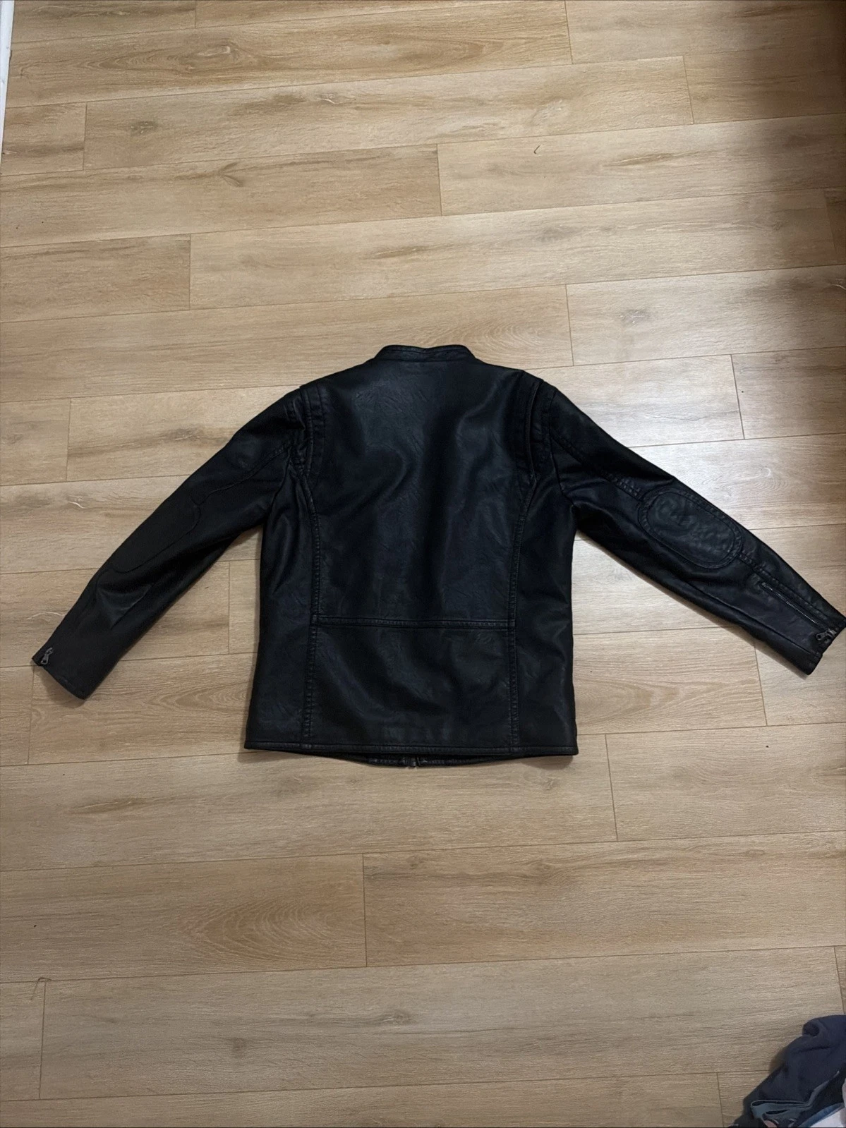 Kenneth Cole Awearness Black Leather Jacket Men’s Size Large image 2