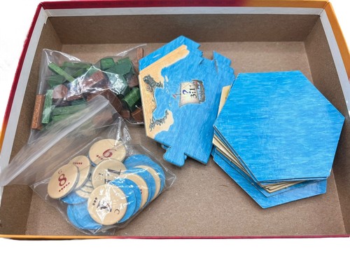The Settlers of Catan 3061 Complete & 5-6 Player Expansion 3062 - VGC - USA - Picture 14 of 14