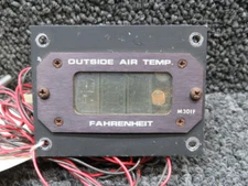 M301F Davtron Outside Air Temperature Indicator (Volts: 12) (Core)