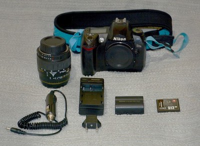 EXCELLENT Nikon D70s DSLR 28 - 90 Zoom Lens, TESTED, ONLY 10,204 Shutter Clicks!