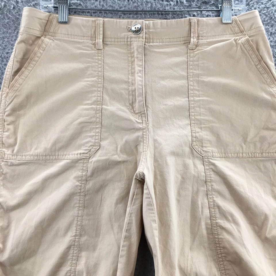 Chicos Utility Shorts Womens 10 (actual 34x11) Beige Cotton Blend High Rise Zip - Image 2 of 4