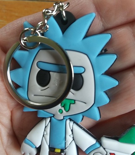 Rick & Morty ~ Rick w/Portal Gun ~ RUBBER PVC Key Chain Keyring Key Chain - Picture 6 of 11