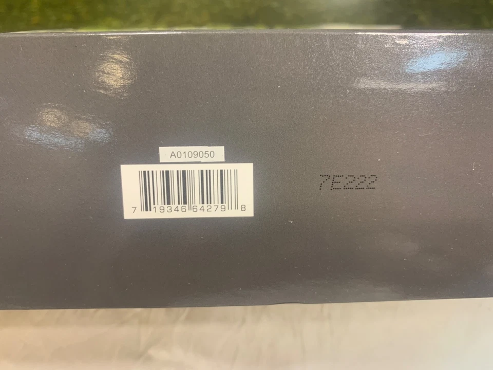LIZ CLAIBORNE CURVE 75 ML COLONIA SP/ 100 ML DESPUÉS DEL AFEITADO/ 50 G DESODORANTE (JUEGO DE REGALO) Foto 3 de 4