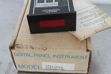 TRIPLETT 279A 279A-0E00 DIGITAL PANEL METER NEW