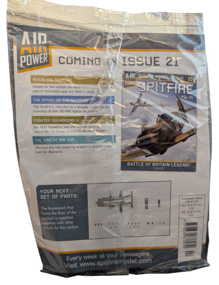 Build a Model of the Spitfire Issue 20 1/18 Hachette Magazine - Image 2 of 4