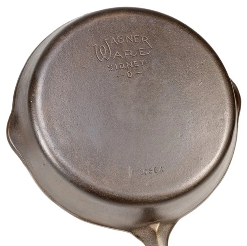 Vintage Wagner  Ware No 8 (1058K) Cast Iron Skillet Restored Condition