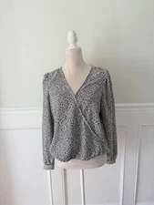 A New Day Black & White Print Surplice Top M Excellent Condition
