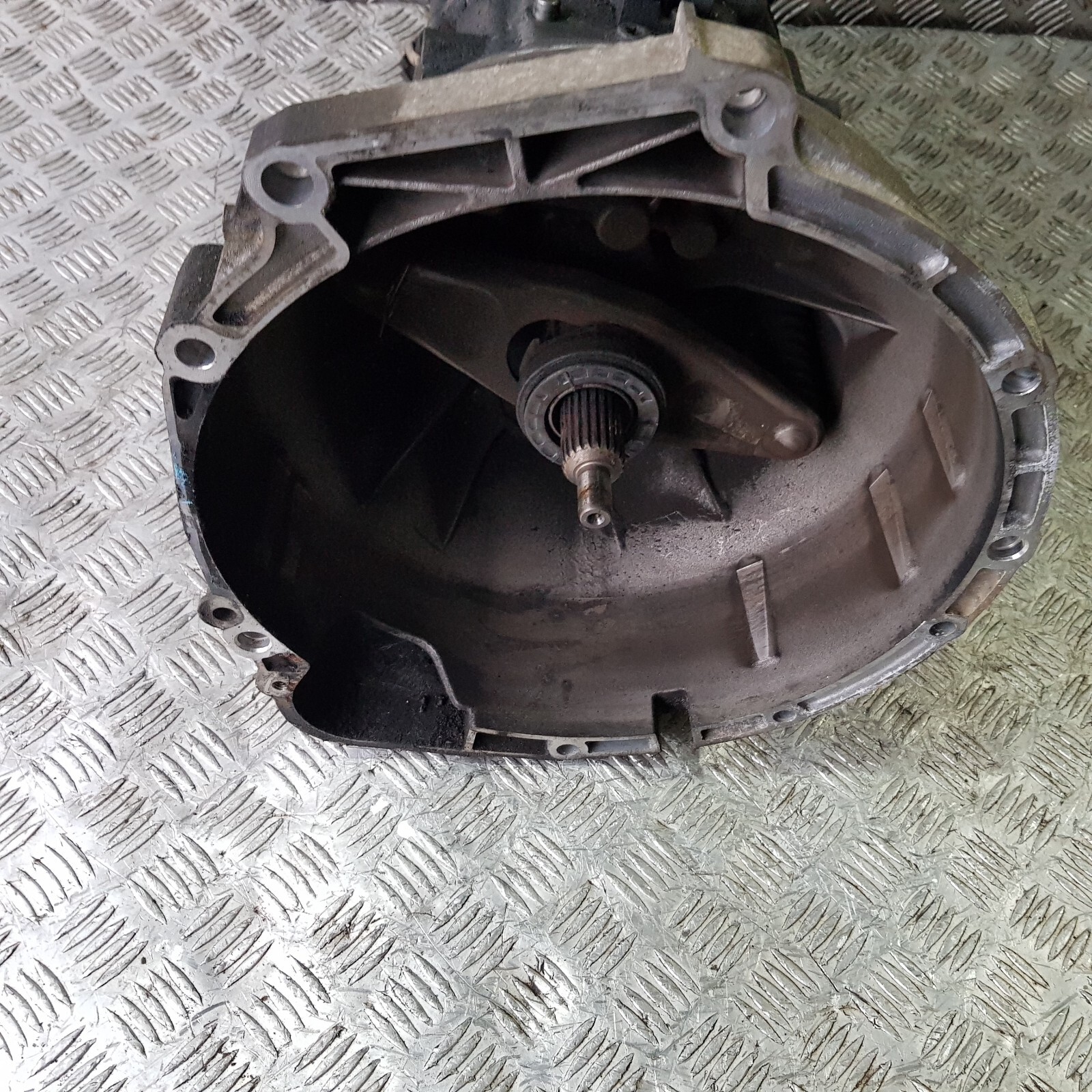 2014 BMW 116d 1.6 D Diesel N47d6a 6 Speed Manual Gearbox 8607320  