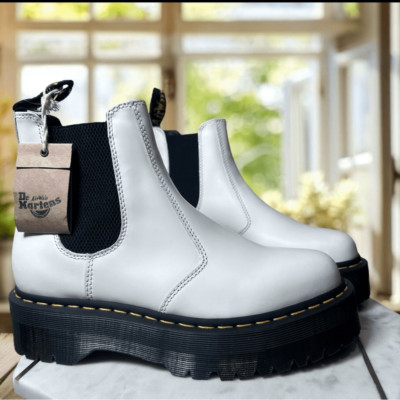 BRAND NEW Dr. Martens 2976 Quad Chelsea Slip-on Boot Size 9 Mens 10 Women EU 42