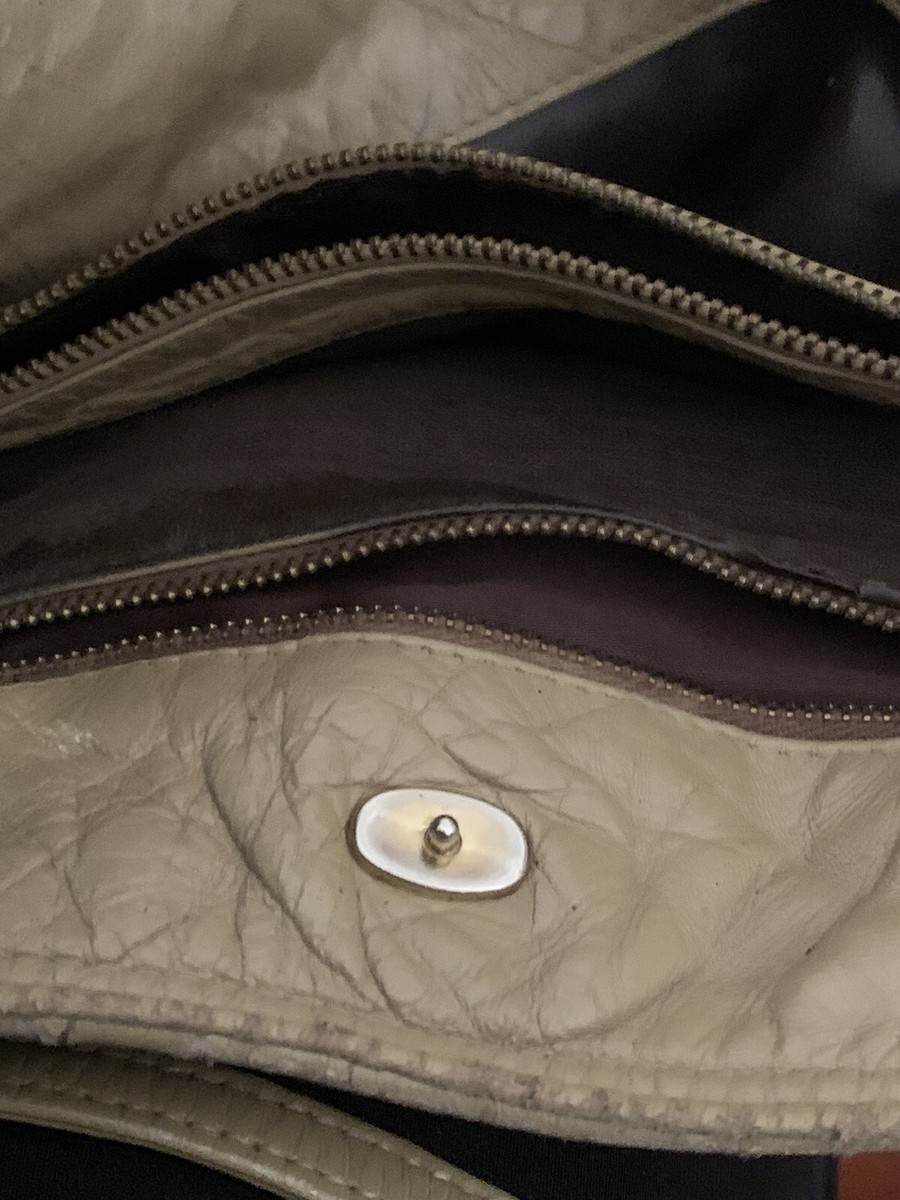 BOTTEGA VENETA HOPO BEIGE LEATHER SHOULDER BAG 2 SECTION