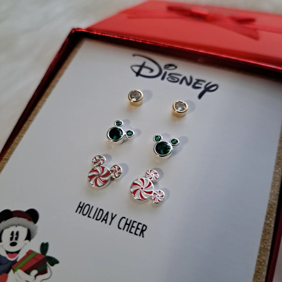 Disney Navidad Vacaciones Minnie Mouse Trío Pendientes Juego de Tachuelas Tis The Season  Foto 3 de 4