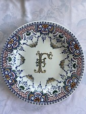 Assiette Creuse en  GIEN 1860 Chiffrée F