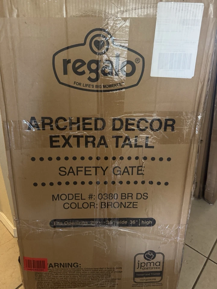 Regalo Easy Step Extra Tall Arched Décor Walk Thru Baby Gate Preto Novo Em Aberto B - Imagem 4 de 4