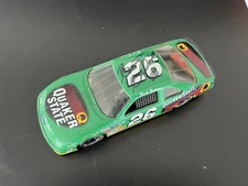 LOOSE AUTO RACING CHAMPIONS 1994 BRETT BODINE #26 QUAKER STATE NASCAR 1:24