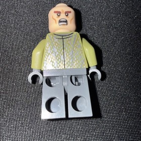 LEGO THE HOBBIT "Thranduil" (lor079) Minifig from set 79012 w/extras (No Cape)