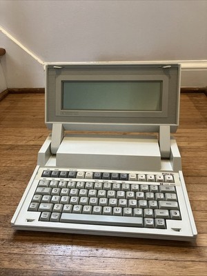 HP Hewlett Packard Model 110 Vintage Portable Computer 1980s