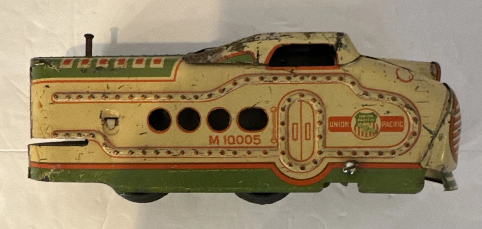 MARX Locomotive And 4 Passenger Cars M10005 O Gauge Vintage 1950’s Train - Image 2 of 4