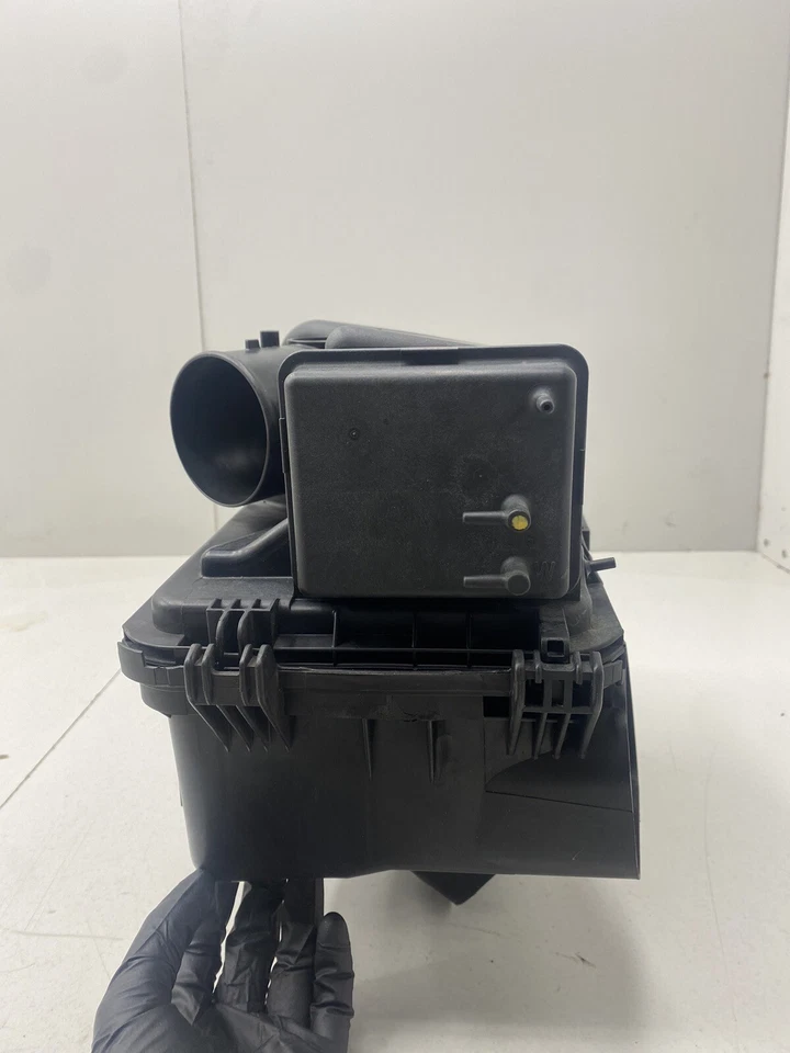 2004-2006 年 LEXUS RX330 交流电空调空气净化器 INTAKE 盒 17700-0A212 原始设备制造商 — 第 2/4 张图片