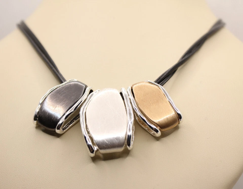 COLLANA ETNICA OTTONE ARGENTATO SATINATO RETTANGOLI GRADAZIONE RAMATO RODIATO - Immagine 4 di 4