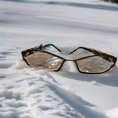 VANNI BY NICO DESIGN EYEWEAR FRAME. ITALY .V3261 c349 50-18 135mm retail $180.00